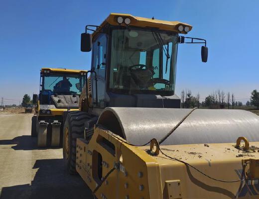 徐工XS265HSIV单钢轮压路机