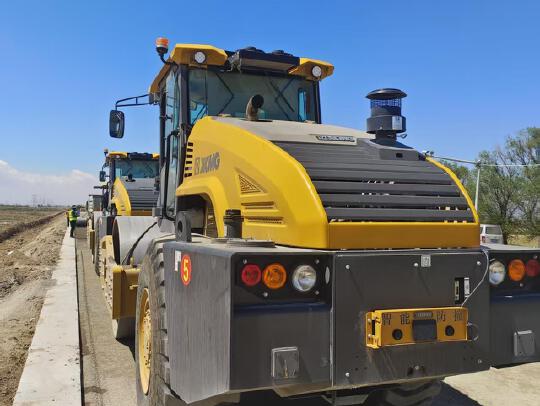 徐工XS265HSIV單鋼輪壓路機(jī)