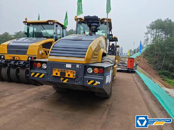 徐工XS265JSIV單鋼輪壓路機(jī)