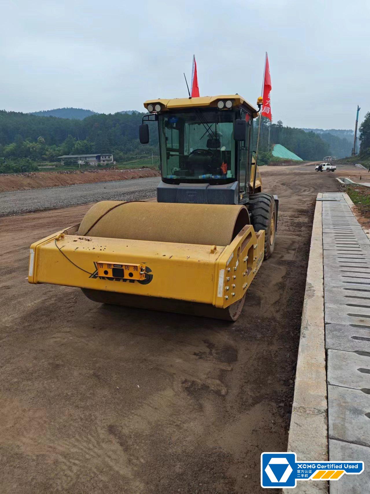 徐工XS265JSIV單鋼輪壓路機(jī)