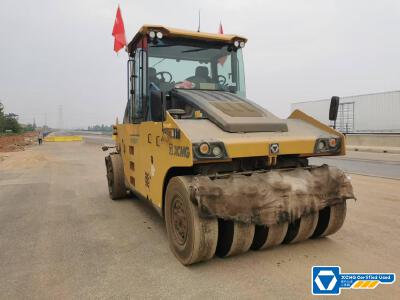 徐工XP305KIV輪胎壓路機