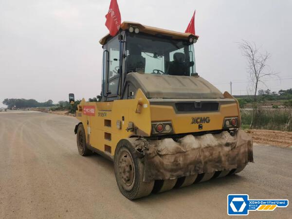 徐工XP305KIV輪胎壓路機