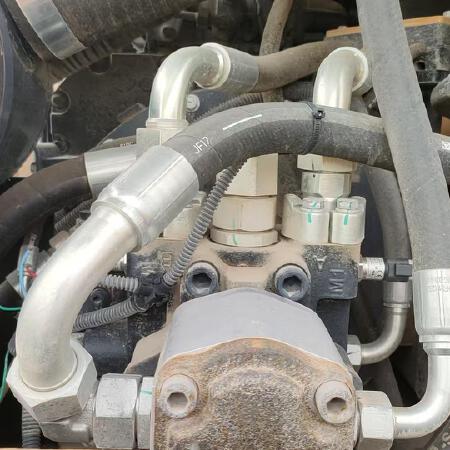 徐工XP305SIV轮胎压路机