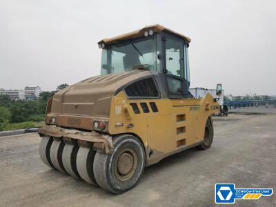 徐工XP305SIV輪胎壓路機