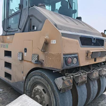 徐工XP305IV轮胎压路机