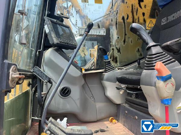 徐工XR300D旋挖鉆機