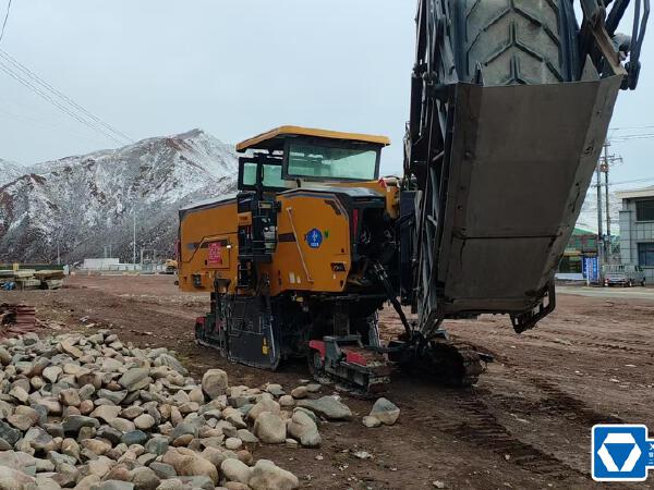 徐工XM2005Ⅳ銑刨機