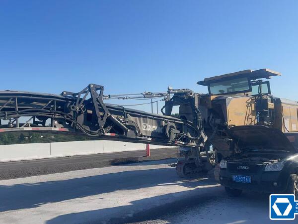 徐工XM2005Ⅳ銑刨機