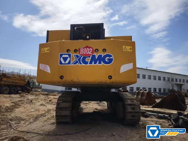 徐工XE950D履帶式挖掘機