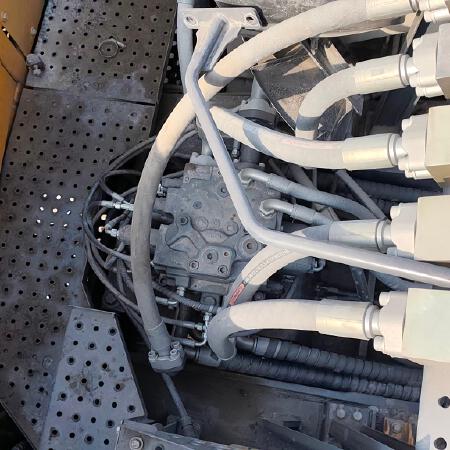 徐工XE950D履带式挖掘机