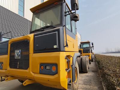 徐工XDR80T寬體車