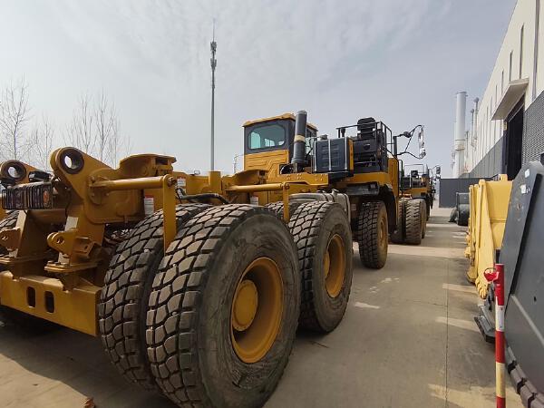 徐工XDR80T寬體車