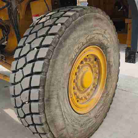 徐工XDR80T宽体车