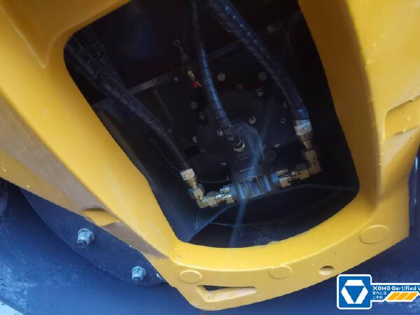 徐工XD133CIV雙鋼輪壓路機