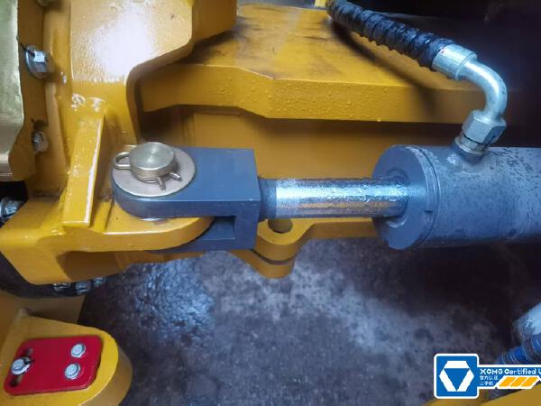 徐工XD133CIV雙鋼輪壓路機