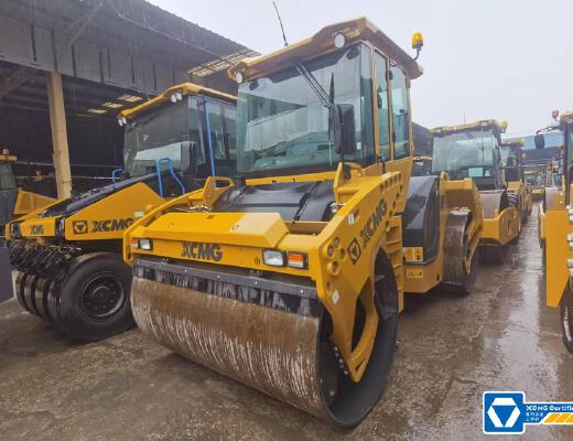 徐工XD133CIV双钢轮压路机