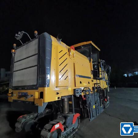 徐工XM200KII铣刨机