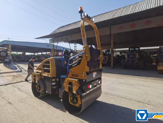 徐工XD120IV手扶式振動壓路機