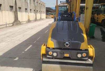 徐工XD120IV手扶式振動(dòng)壓路機(jī)
