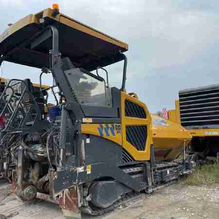 徐工RP1655摊铺机