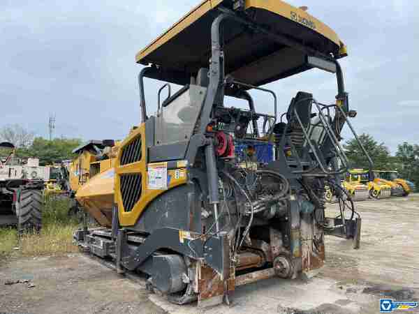 徐工RP1655攤鋪機(jī)