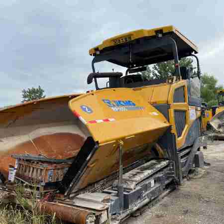 徐工RP1655摊铺机