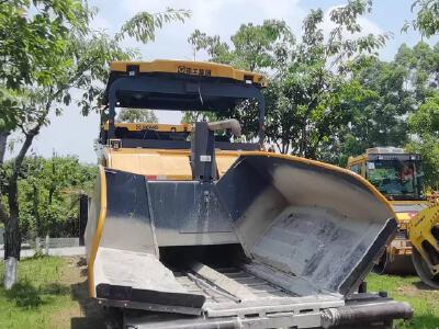 徐工RP1655攤鋪機