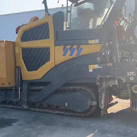 徐工RP1655摊铺机