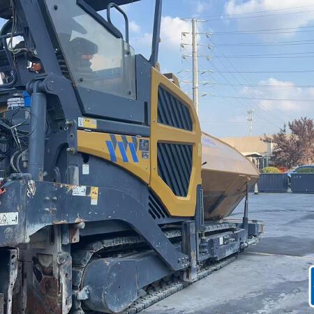 徐工RP1655摊铺机