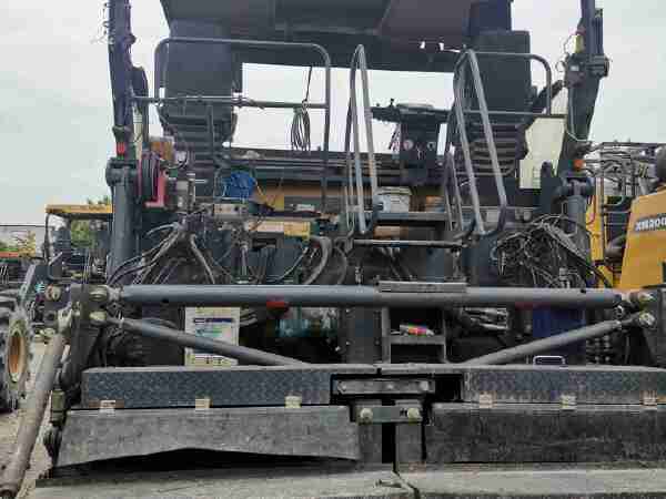 徐工RP1655攤鋪機(jī)