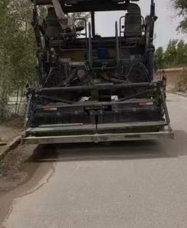 徐工RP1655摊铺机