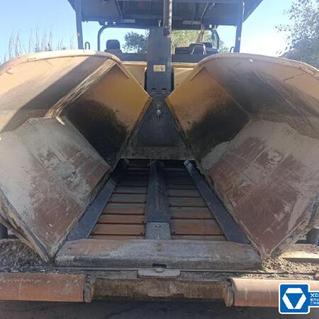 徐工RP1655摊铺机