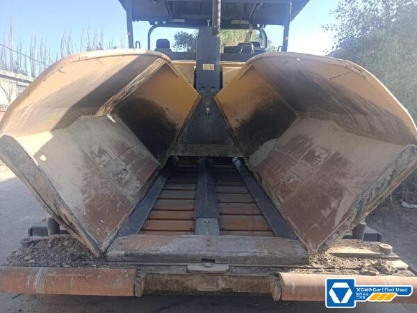 徐工RP1655攤鋪機(jī)