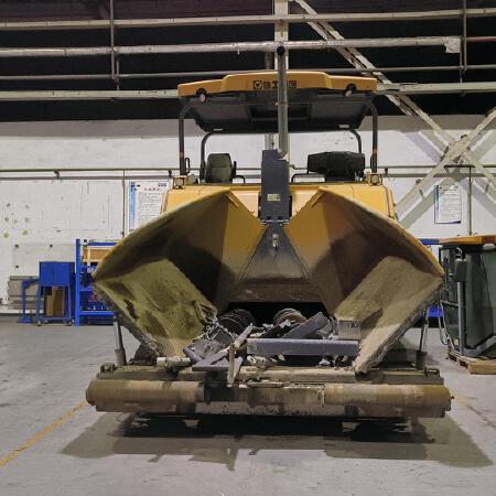 徐工RP1655摊铺机