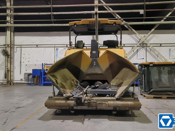 徐工RP1655攤鋪機(jī)