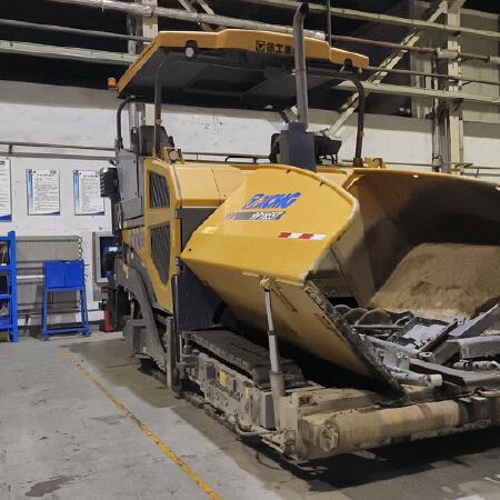 徐工RP1655摊铺机