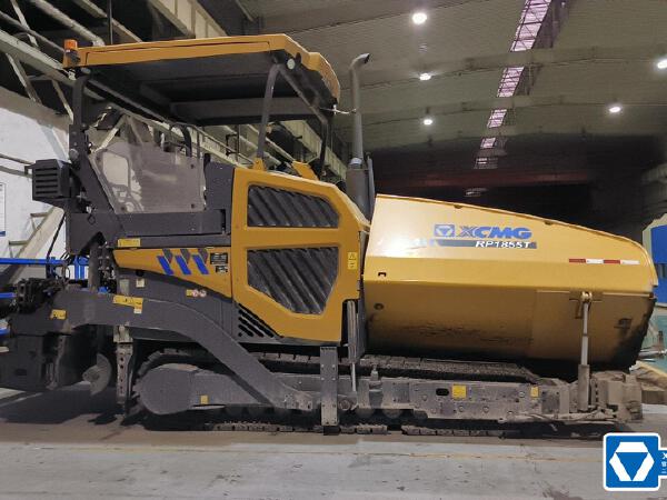 徐工RP1655攤鋪機(jī)