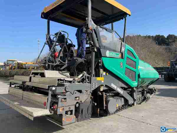 徐工RP1005T攤鋪機(jī)