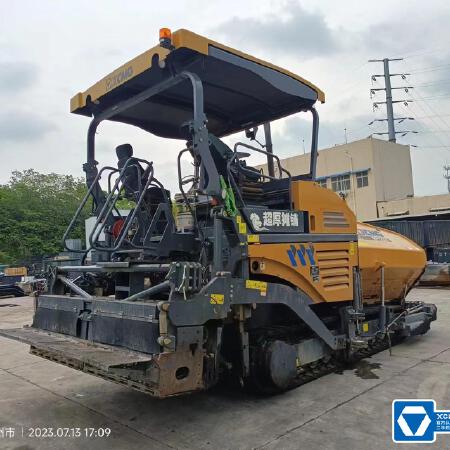 徐工RP1253T摊铺机