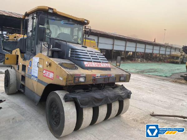 徐工XP363KS輪胎壓路機(36噸膠輪)