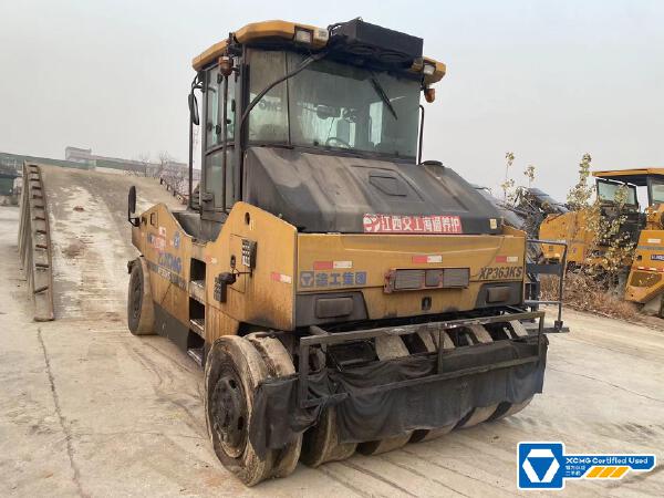 徐工XP363KS輪胎壓路機(36噸膠輪)