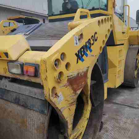 徐工XD133C双钢轮压路机