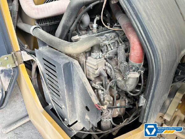 徐工XD135TCIV雙鋼輪壓路機(jī)