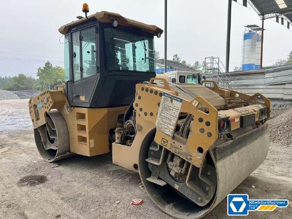 徐工XD135TCIV雙鋼輪壓路機