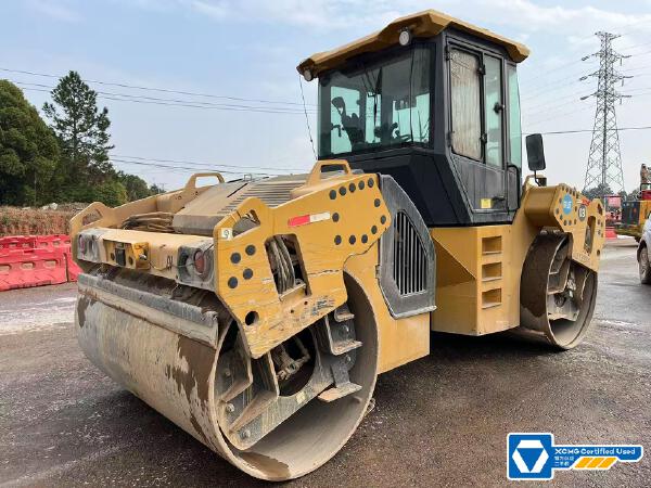 徐工XD135TCIV雙鋼輪壓路機(jī)