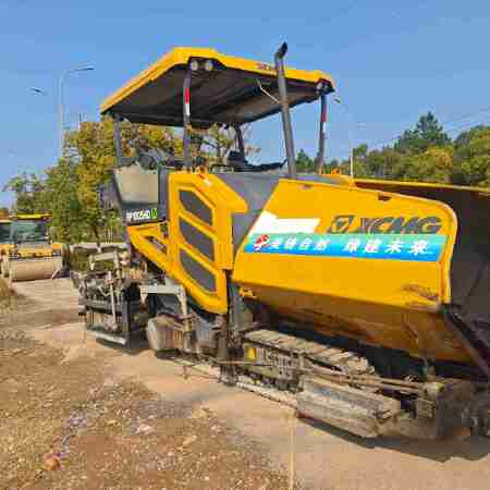 徐工RP1005HDIV摊铺机