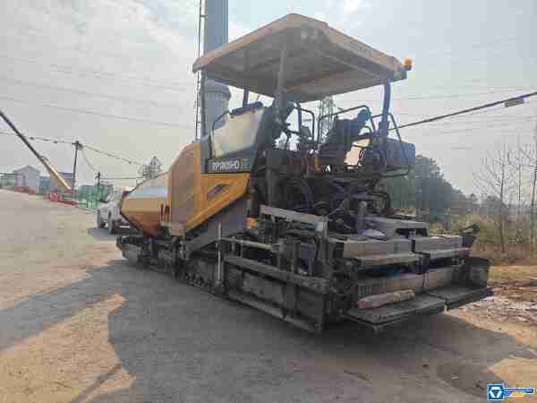 徐工RP1005HDIV攤鋪機(jī)