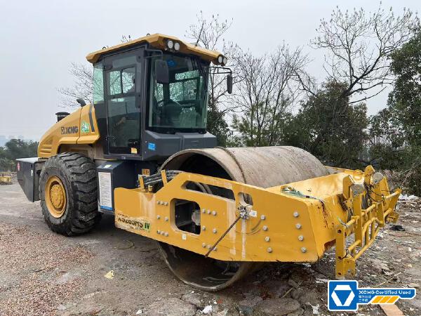 徐工XS265HSIV單鋼輪壓路機(jī)