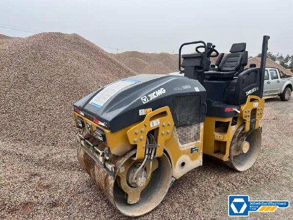 徐工XMR303IV手扶式振動壓路機(jī)