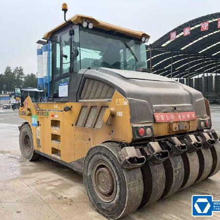 徐工XP305KSIV轮胎压路机
